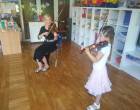 Koncert dla dzieci w wykonaniu Liliany z Jasnogórskiej Szkoły Muzycznej